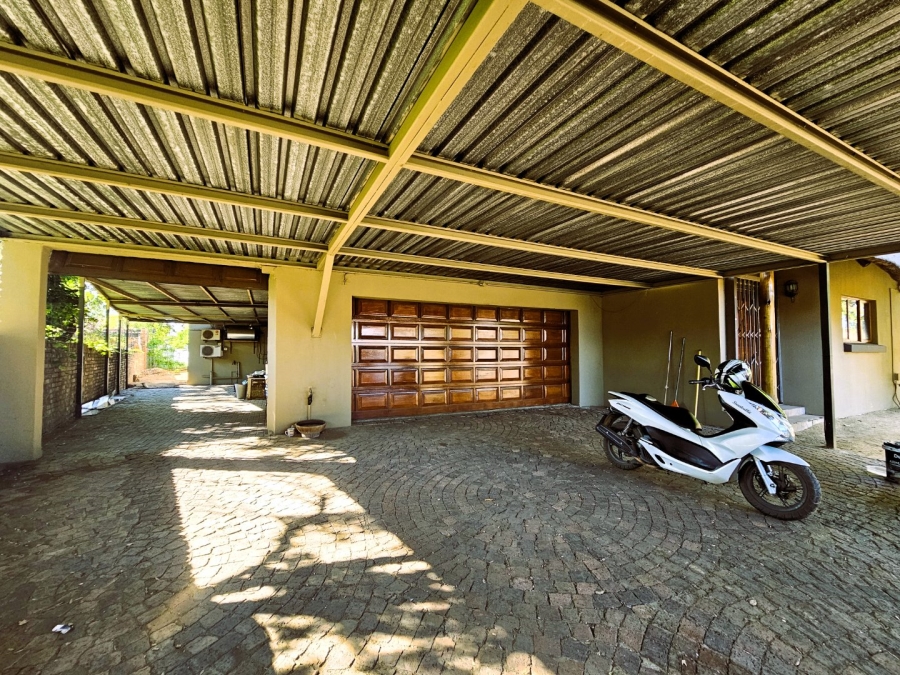 3 Bedroom Property for Sale in Vaalpark Free State